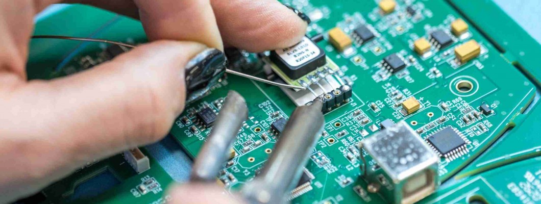 PCB Montaj Hizmetlerinin Önemi: PCB Reel ile Elektronik Üretimde Güvenilir Çözümler